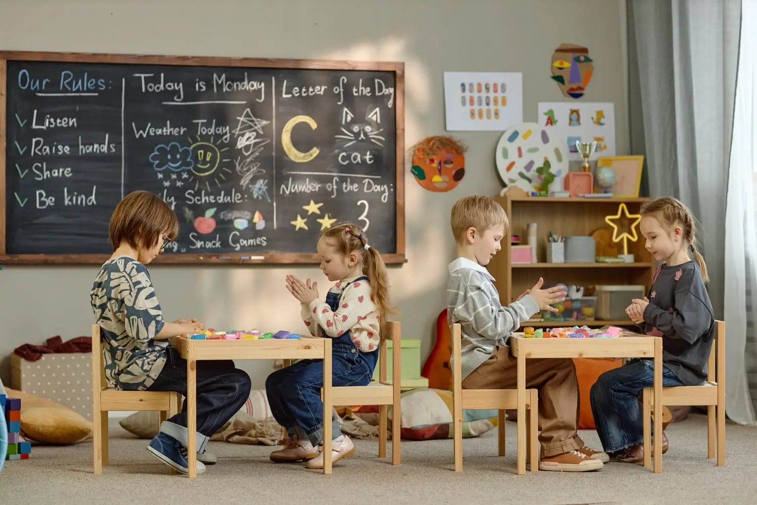 Przedszkole Montessori dla rodzin z Kobierzyc blisko, kameralnie, po angielsku